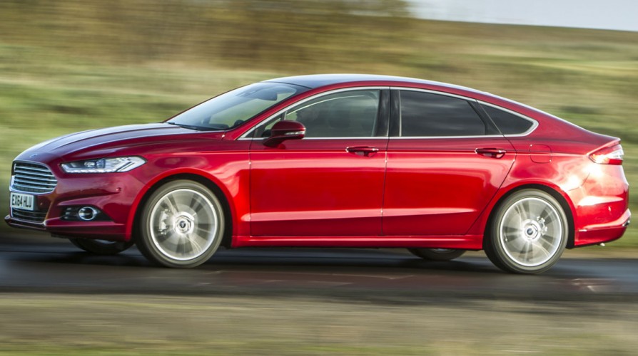 New-Mondeo-Hatchback-on-the-road