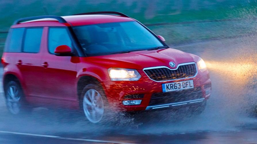Skoda-Yeti-In-the-Rain