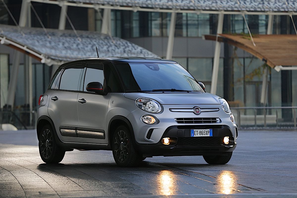 Video of the Dr. Dre Beats Edition FIAT 500L