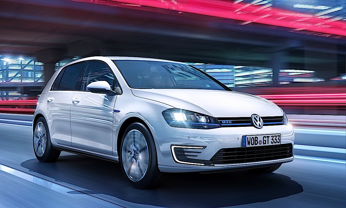 images of the Golf GTE