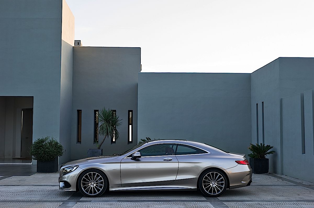 MercedesBenzSClassCoupe12.jpg MercedesBenzSClassCoupe12.jpg