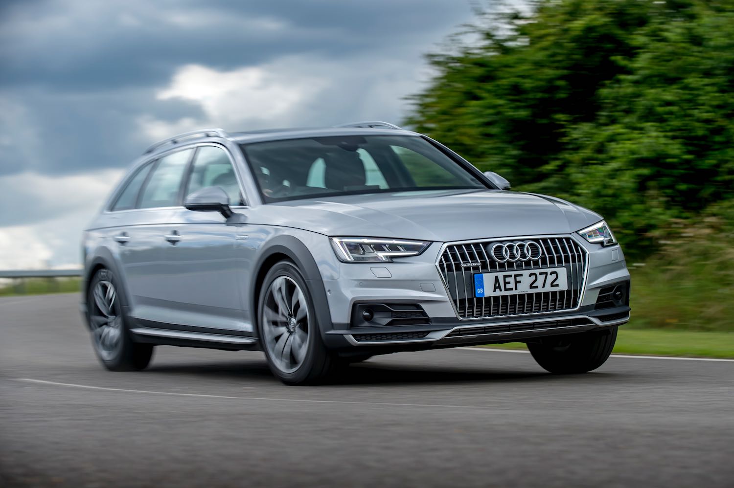 Neil Lyndon reviews the Audi Allroad for drive-3