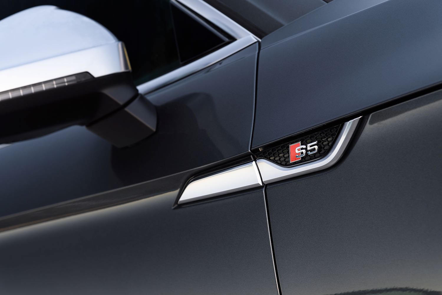 Jonathan Humphrey reviews the Audi S5 Sportback for Drive.co.uk-4