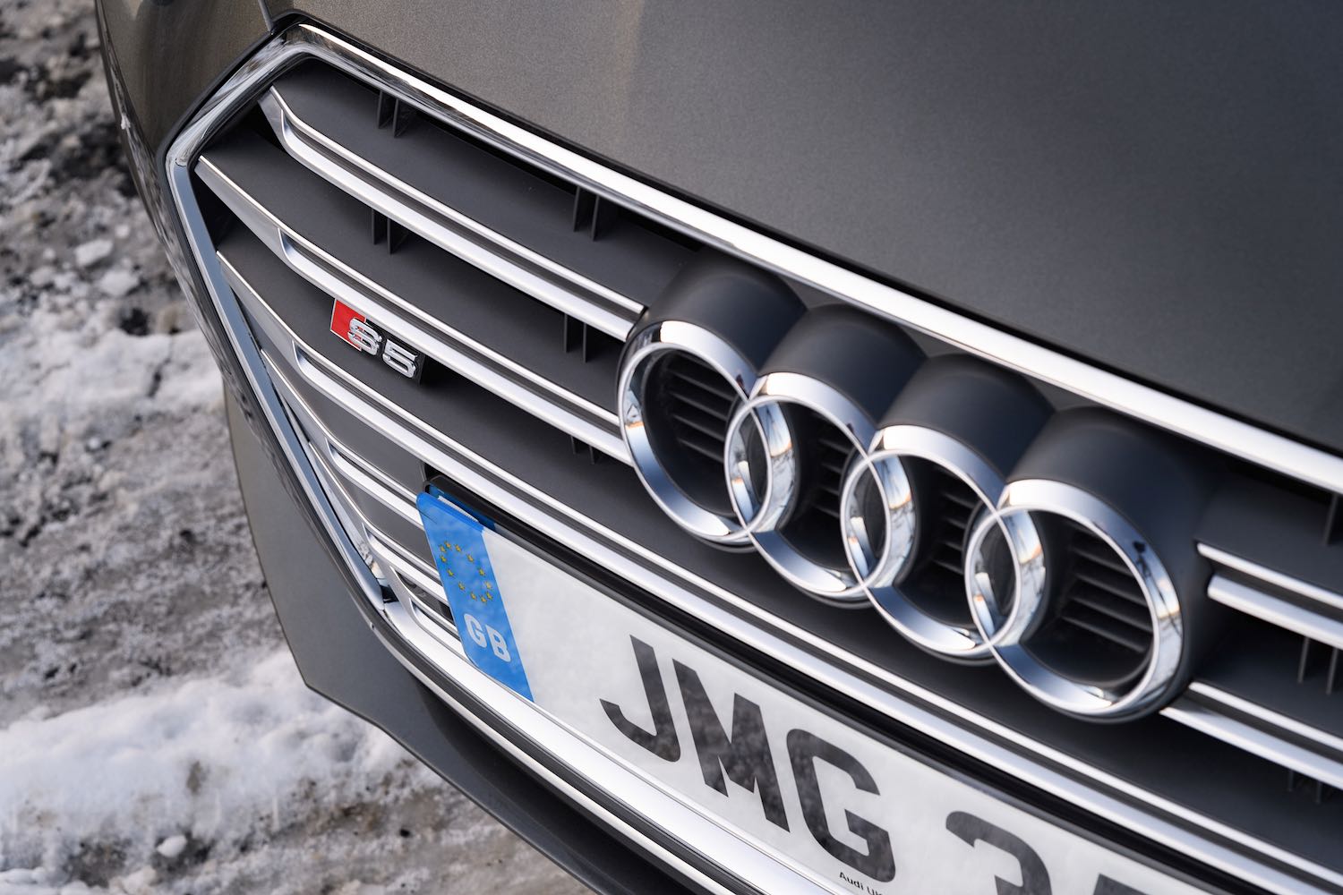 Jonathan Humphrey reviews the Audi S5 Sportback for Drive.co.uk-6