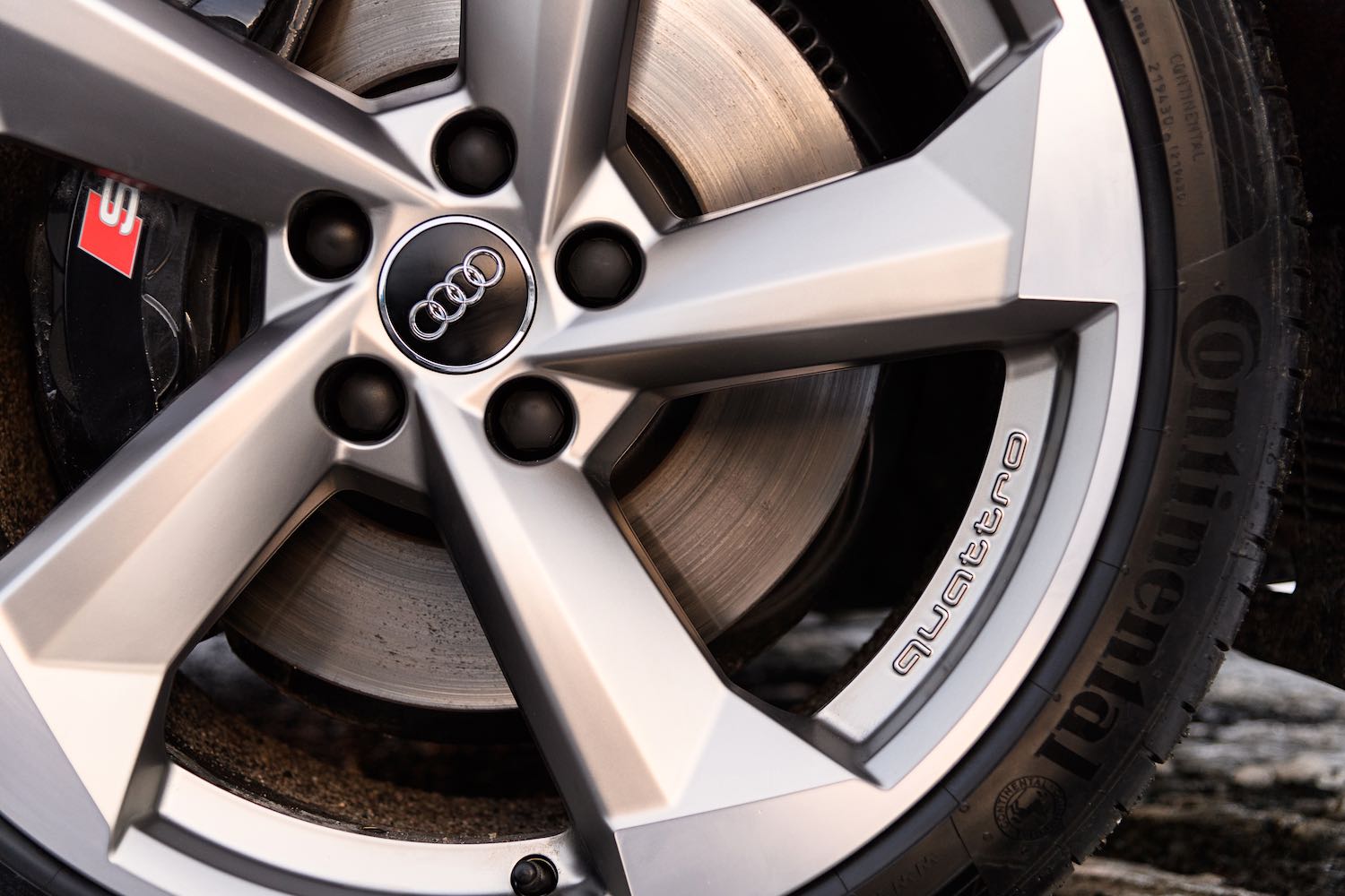 Jonathan Humphrey reviews the Audi S5 Sportback for Drive.co.uk-8