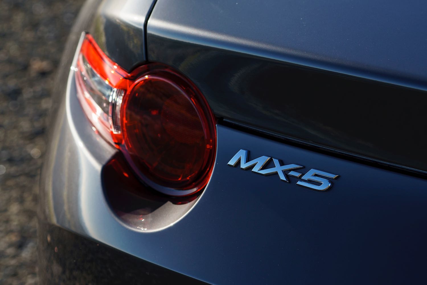 tom-scanlan-reviews the-Mazda MX-5 RF for drive-7