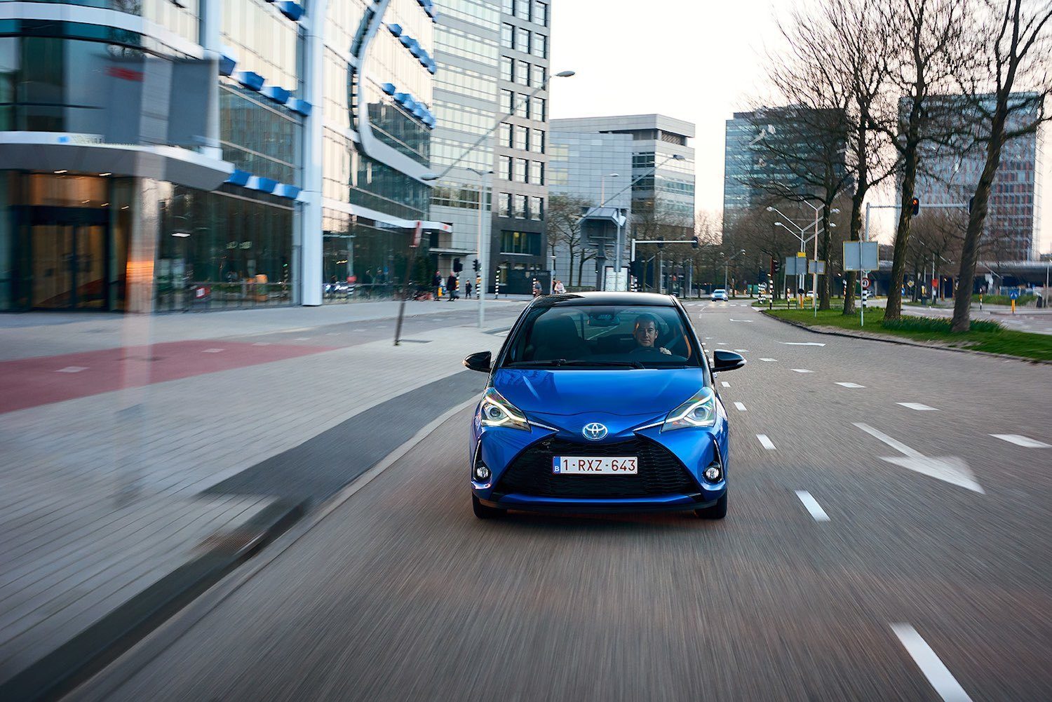 Tim Barnes-Clay drives the New Toyota Yaris car review by Drive 11