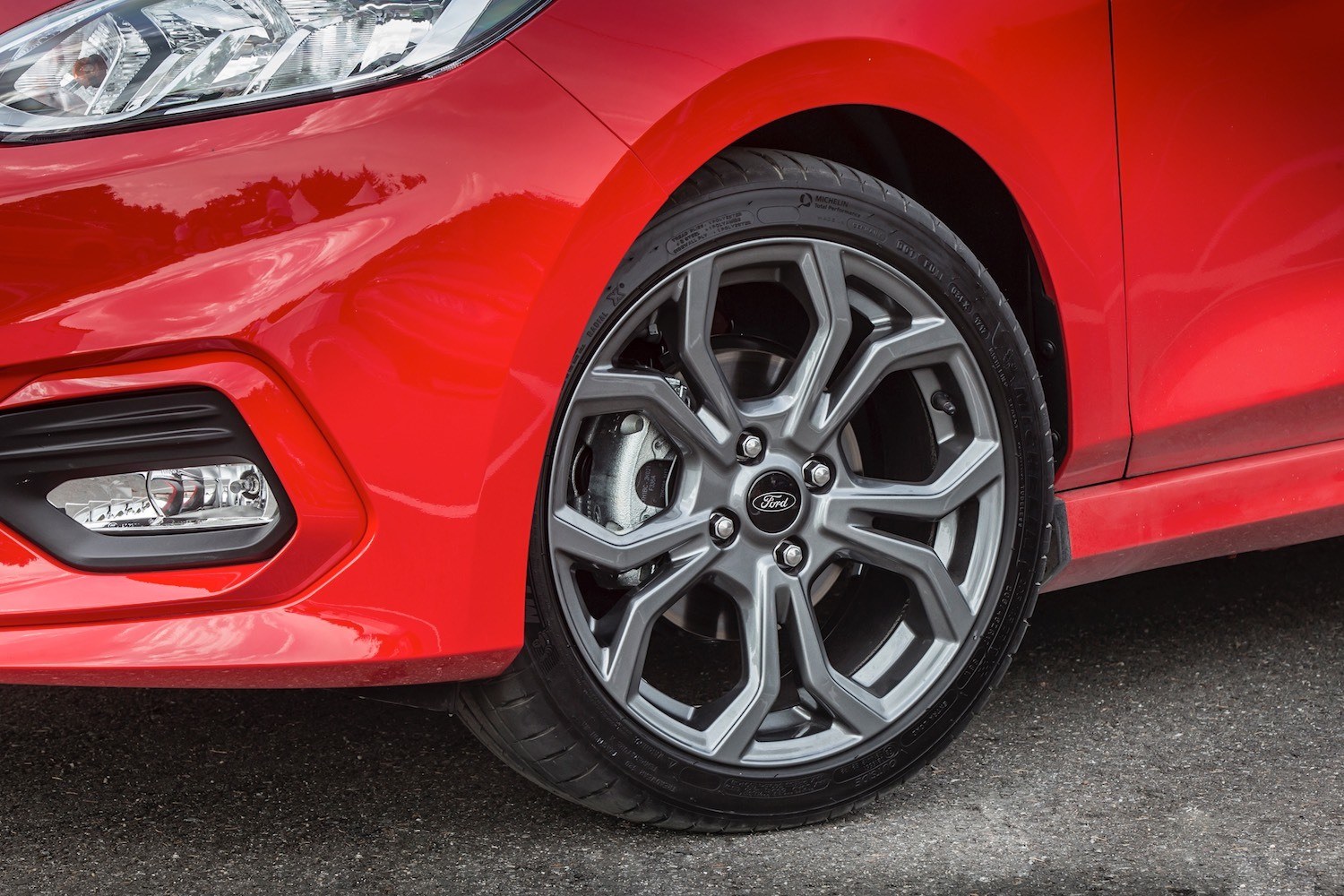 Tim Barnes Clay reviews the Ford Fiesta ST-Line 19