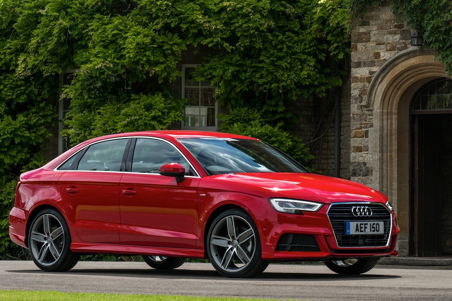 Tom Scanlan reviews the Audi A3 Saloon for Drive 5