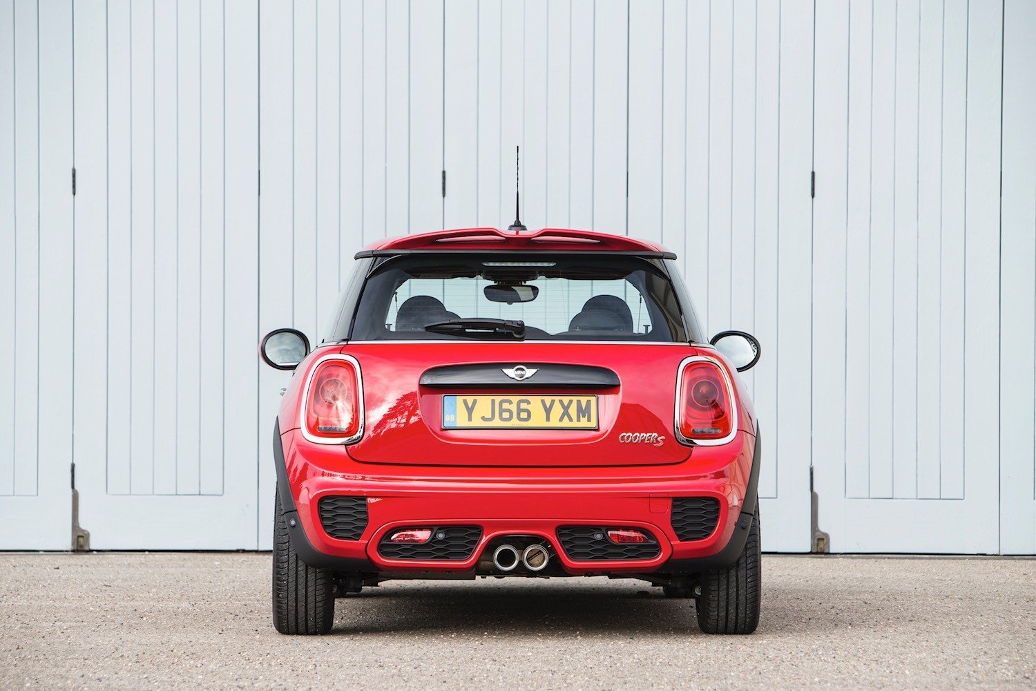 Tom Scanlan reviews the Mini Cooper S Works 210 for Drive 16
