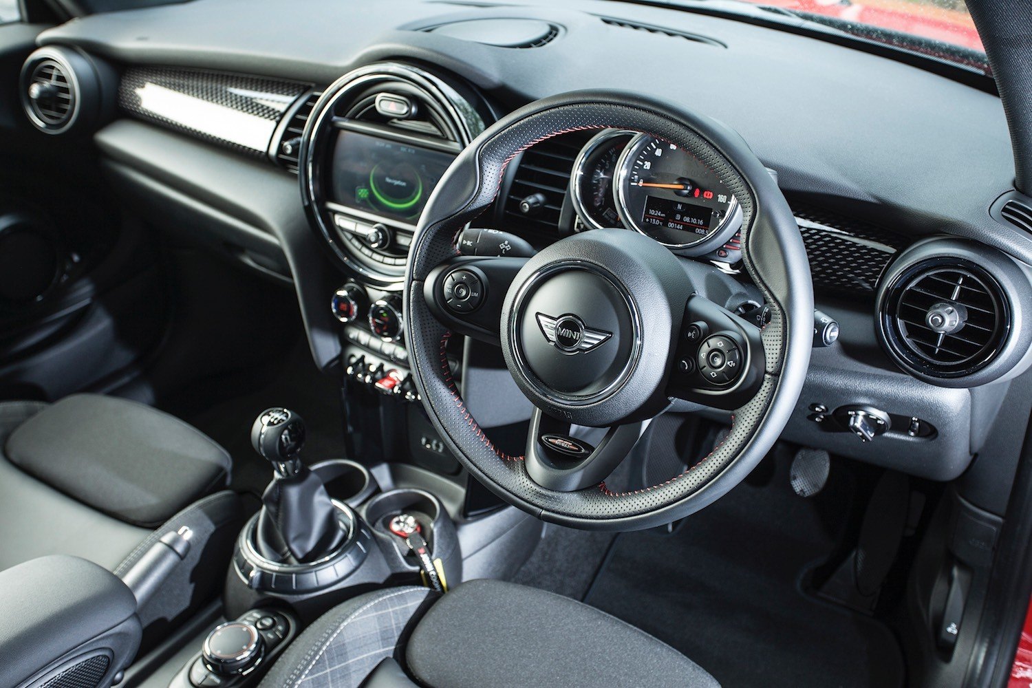 Tom Scanlan reviews the Mini Cooper S Works 210 for Drive 2