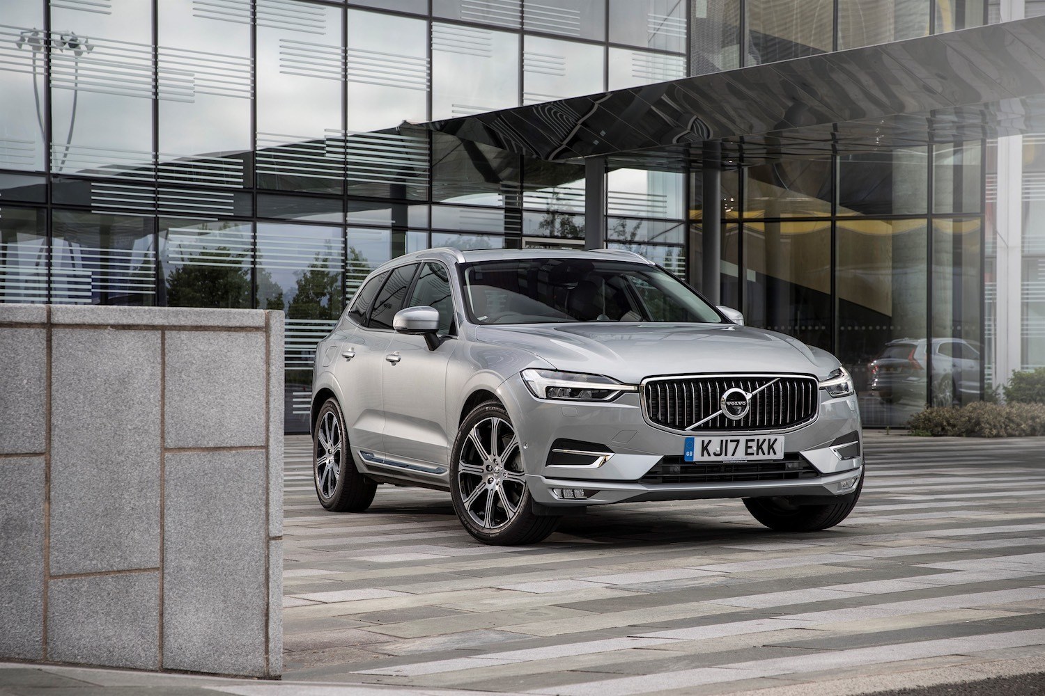 Neil Lyndon reviews the All New Volvo XC60 for Drive 22