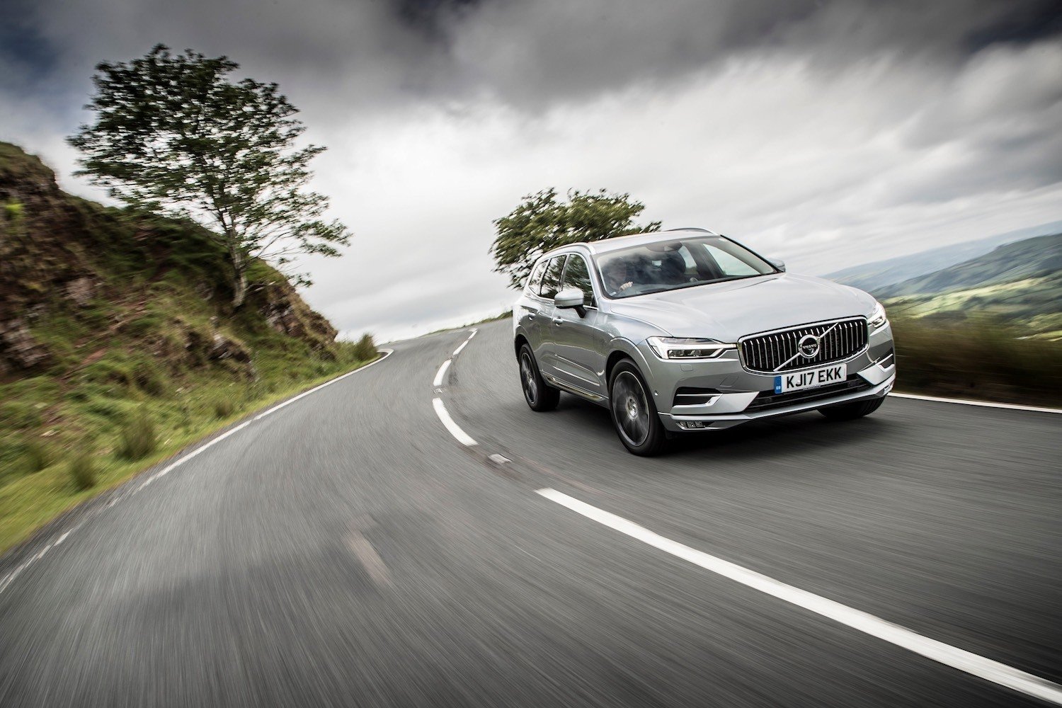 Neil Lyndon reviews the All New Volvo XC60 for Drive 9
