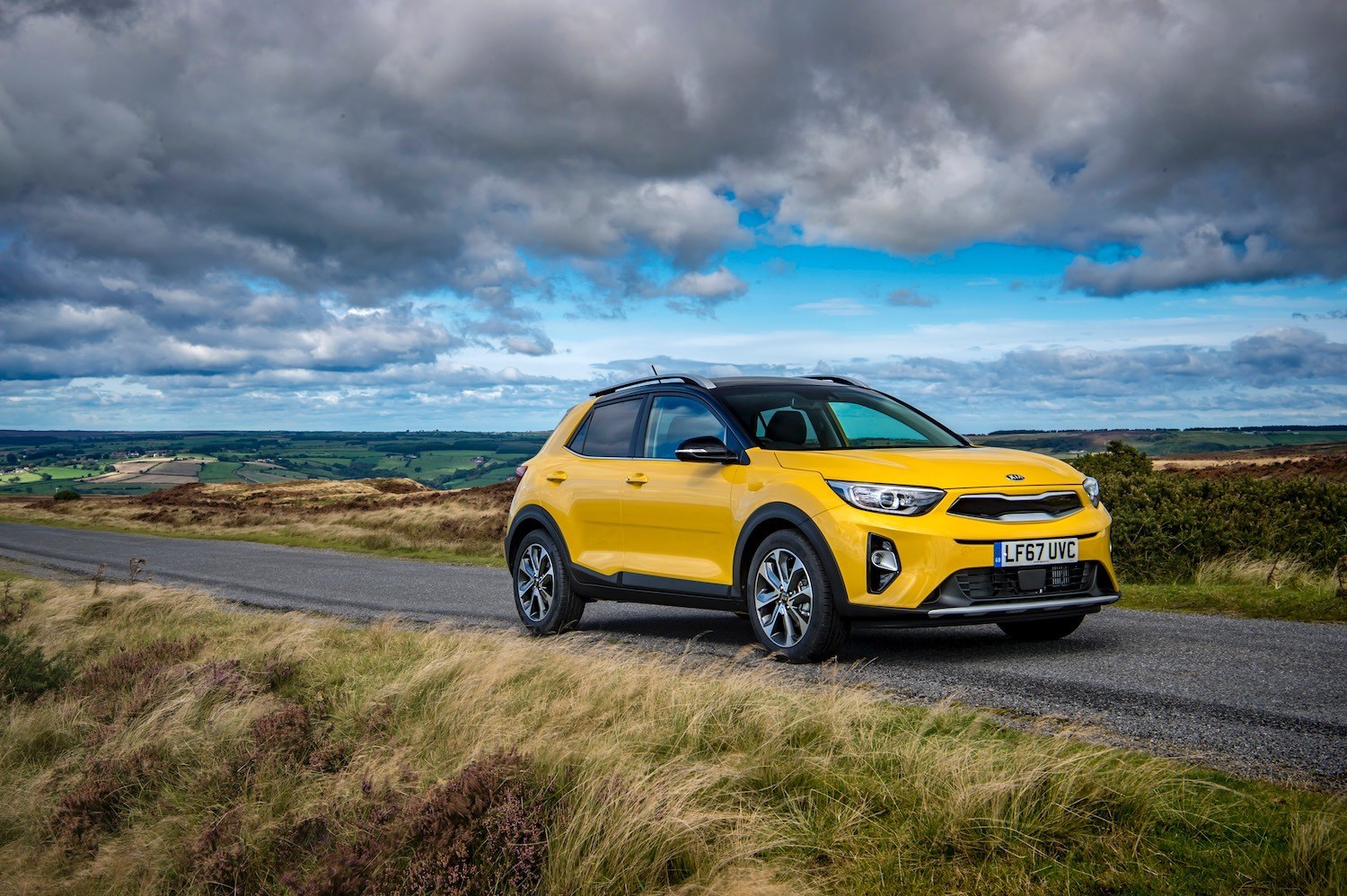 All New Kia Stonic reviewed by Tom Scanlan for Drive 18
