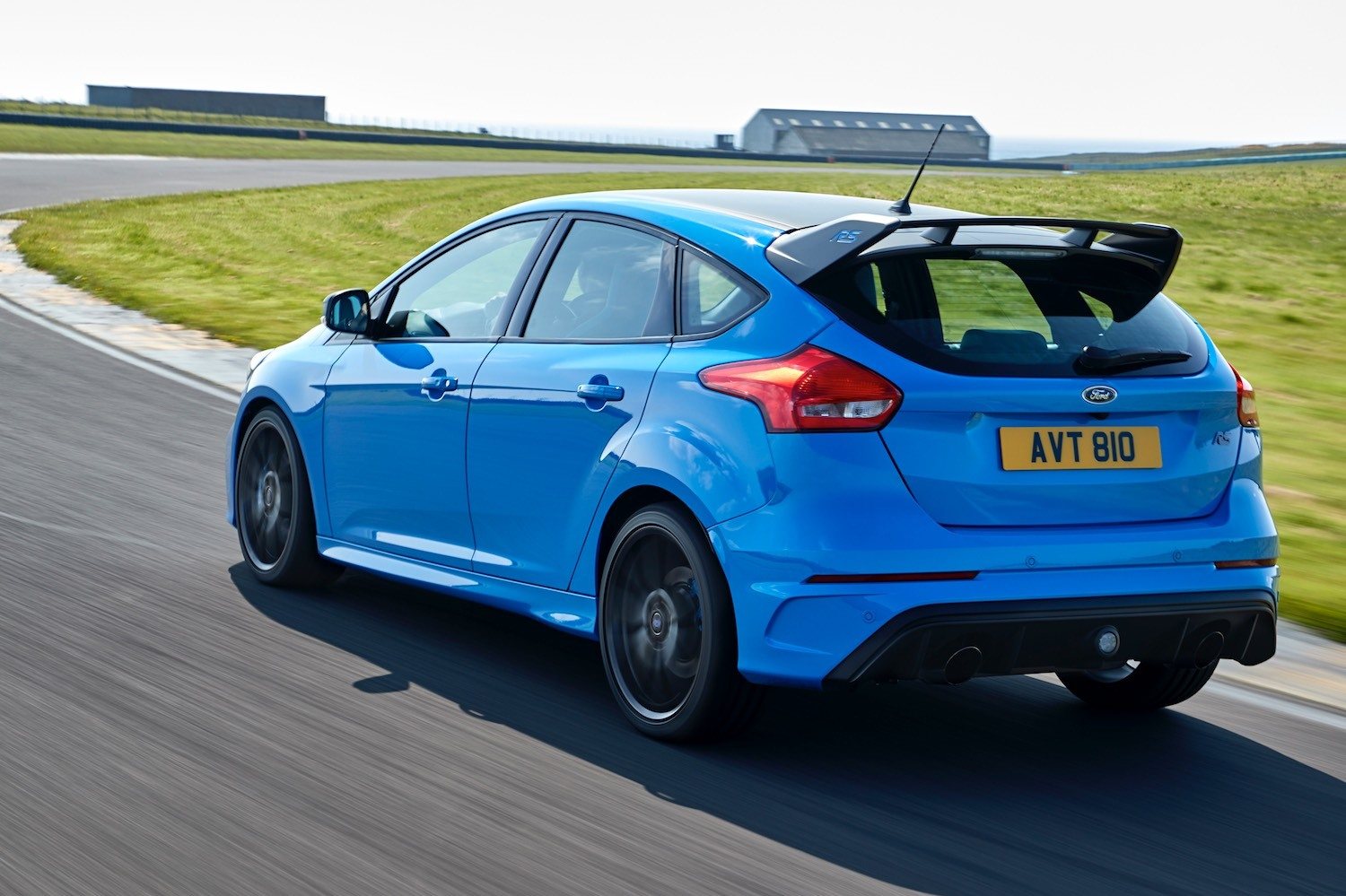 Neil Lyndon reviews the 2017 Ford Focus RS Mountune for Drive 10