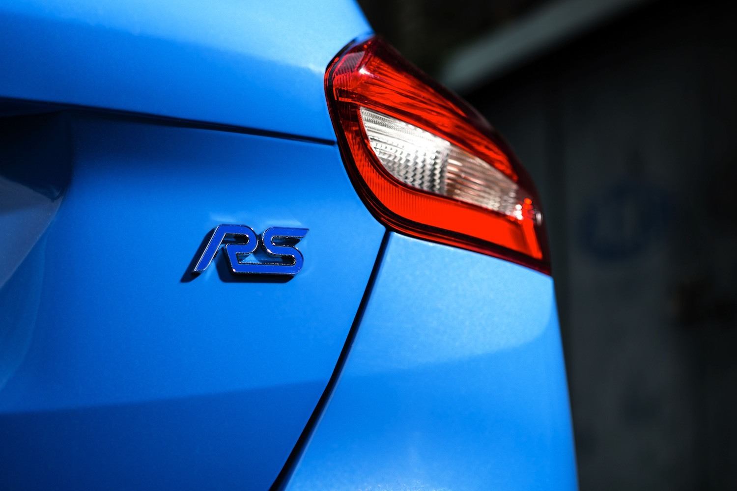 Neil Lyndon reviews the 2017 Ford Focus RS Mountune for Drive 3
