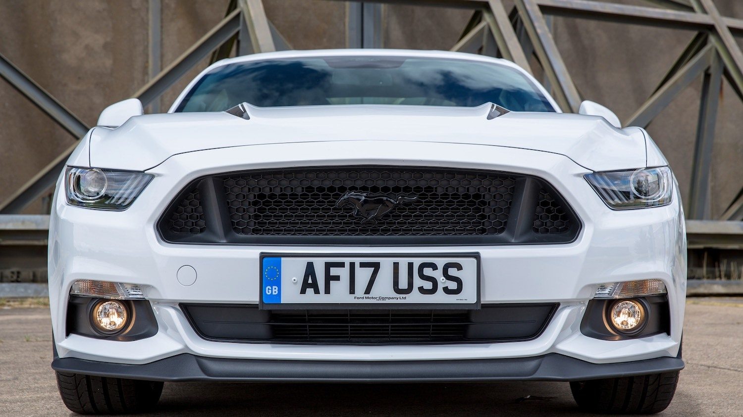 Ford Mustang reviewed by Tom Scanlan for Drive 18