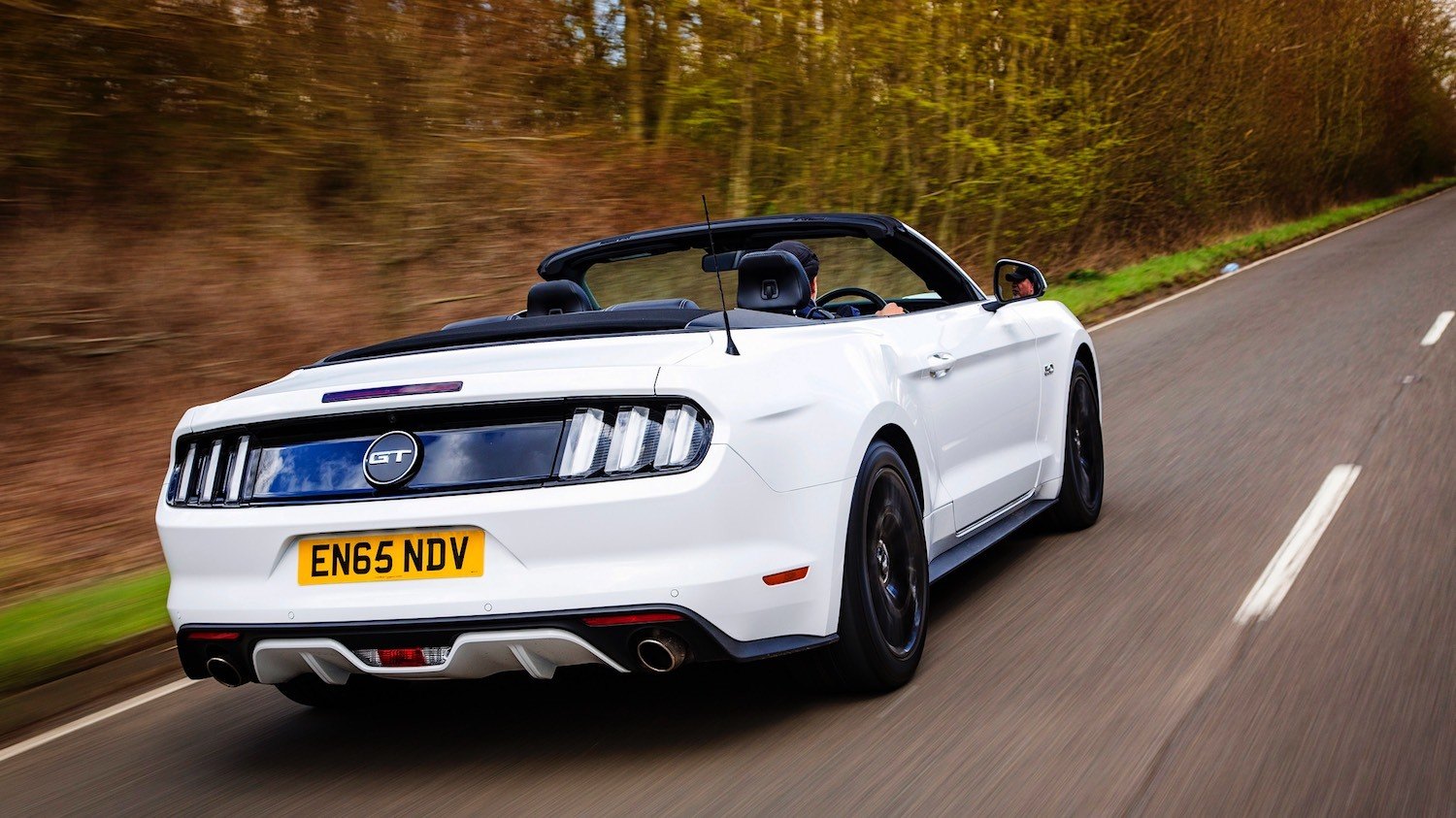 Ford Mustang reviewed by Tom Scanlan for Drive 6