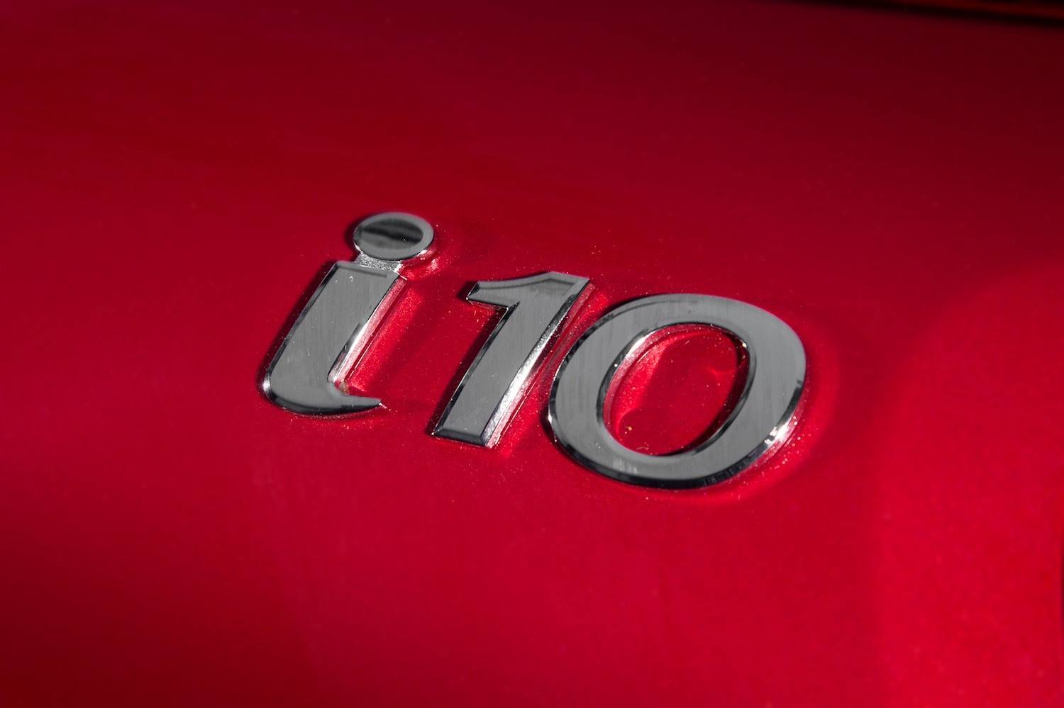 Neil Lyndon reviews Hyundai i10 Premium SE for Drive 18