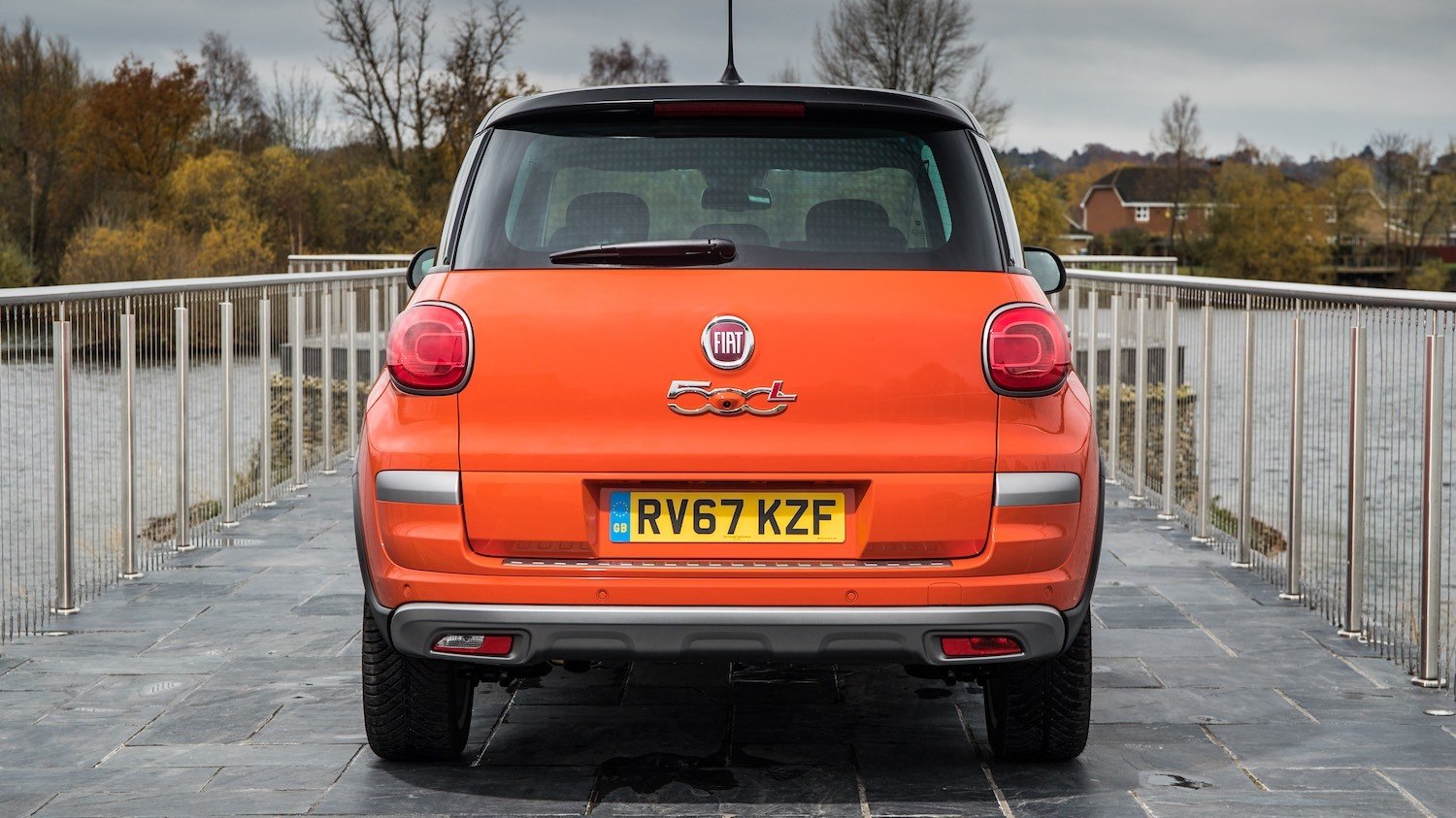 The Fiat 500L reviewed by Tom Scanlan for Drive 6