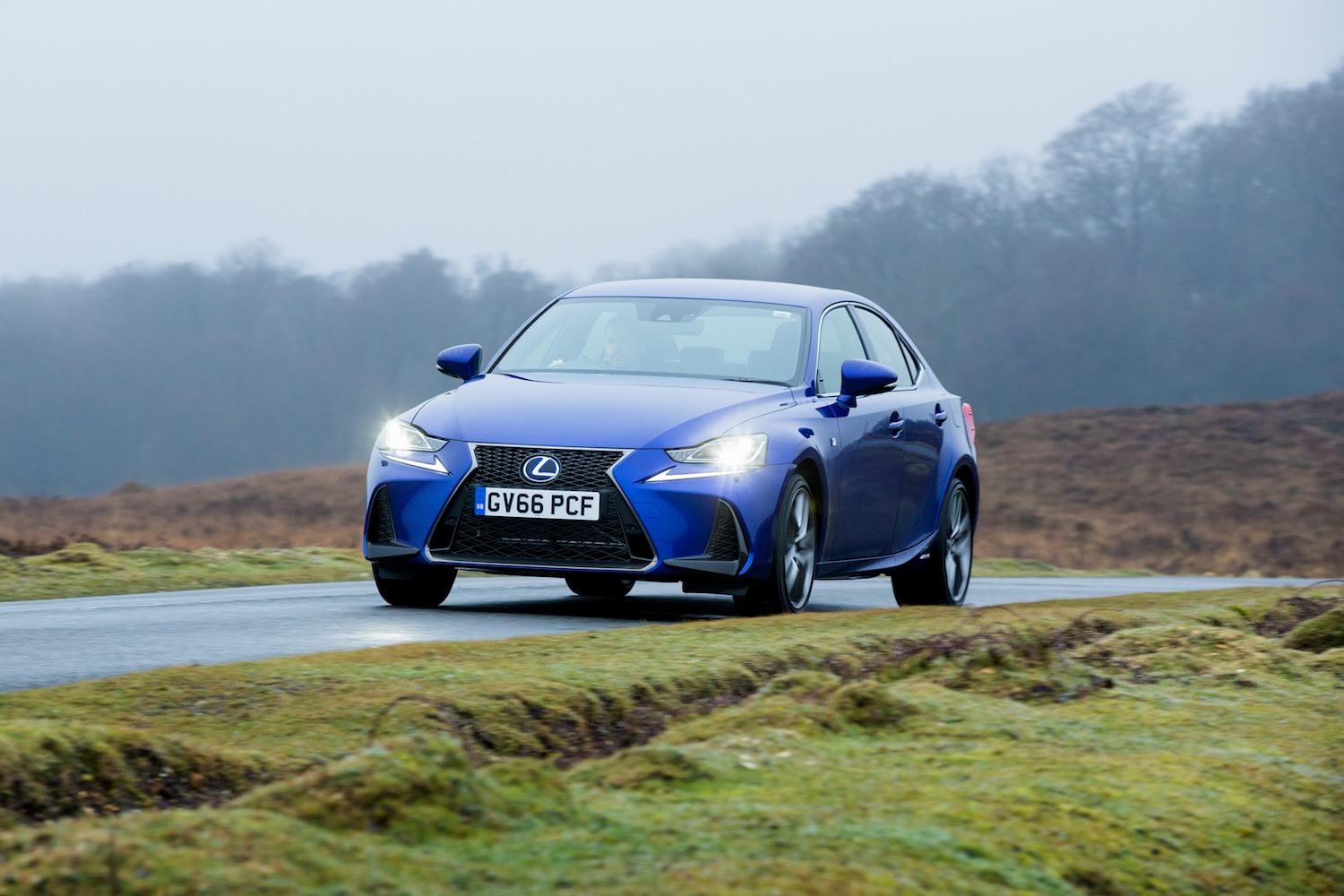 Neil Lyndon reviews the Lexus IS300h for Drive 4
