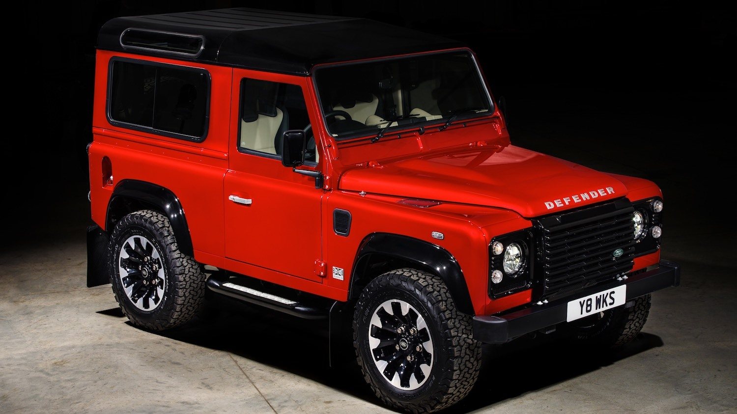 The latest 70th Edition Defender for the JPR 2018 70th Anniversary Celebrations 9