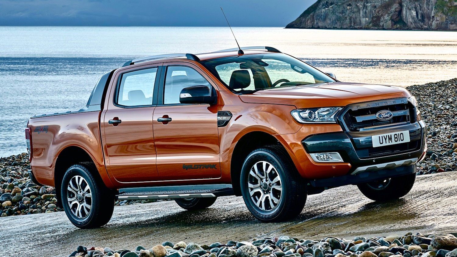 Drive.co.uk Wrestling with the Ford Ranger Wildtrak 3.2