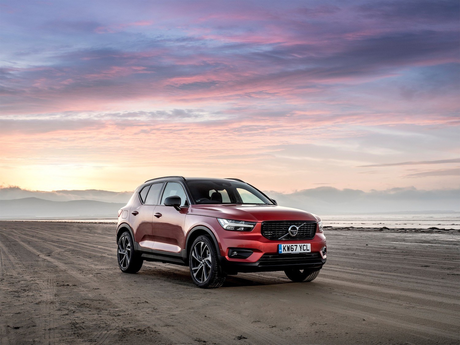 Neil Lyndon reviews the New XC40 from Volvo 37