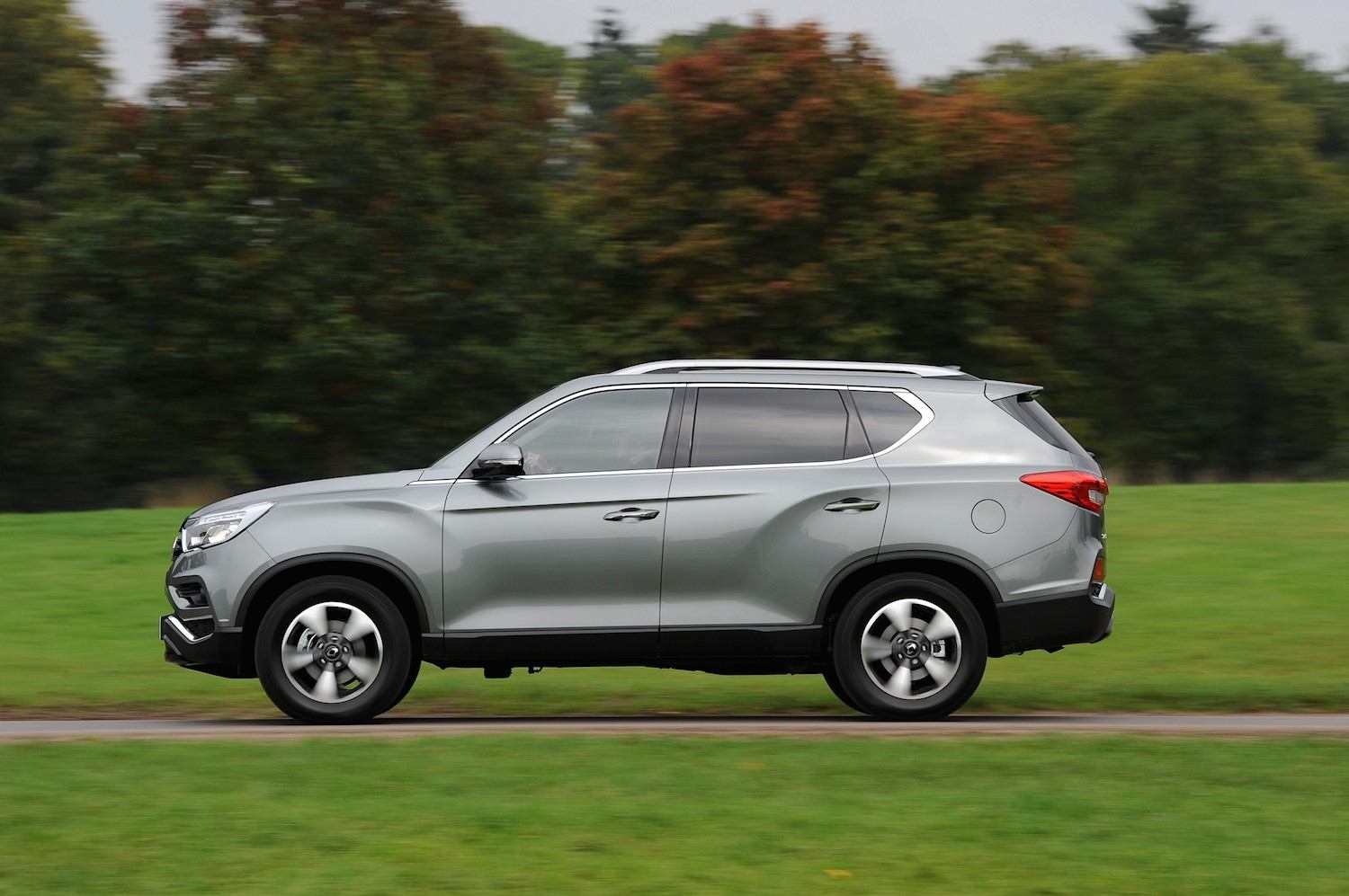 Tom Scanlan reviews the All-New SsangYong Rexton Ultimate 4×4 for Drive 12