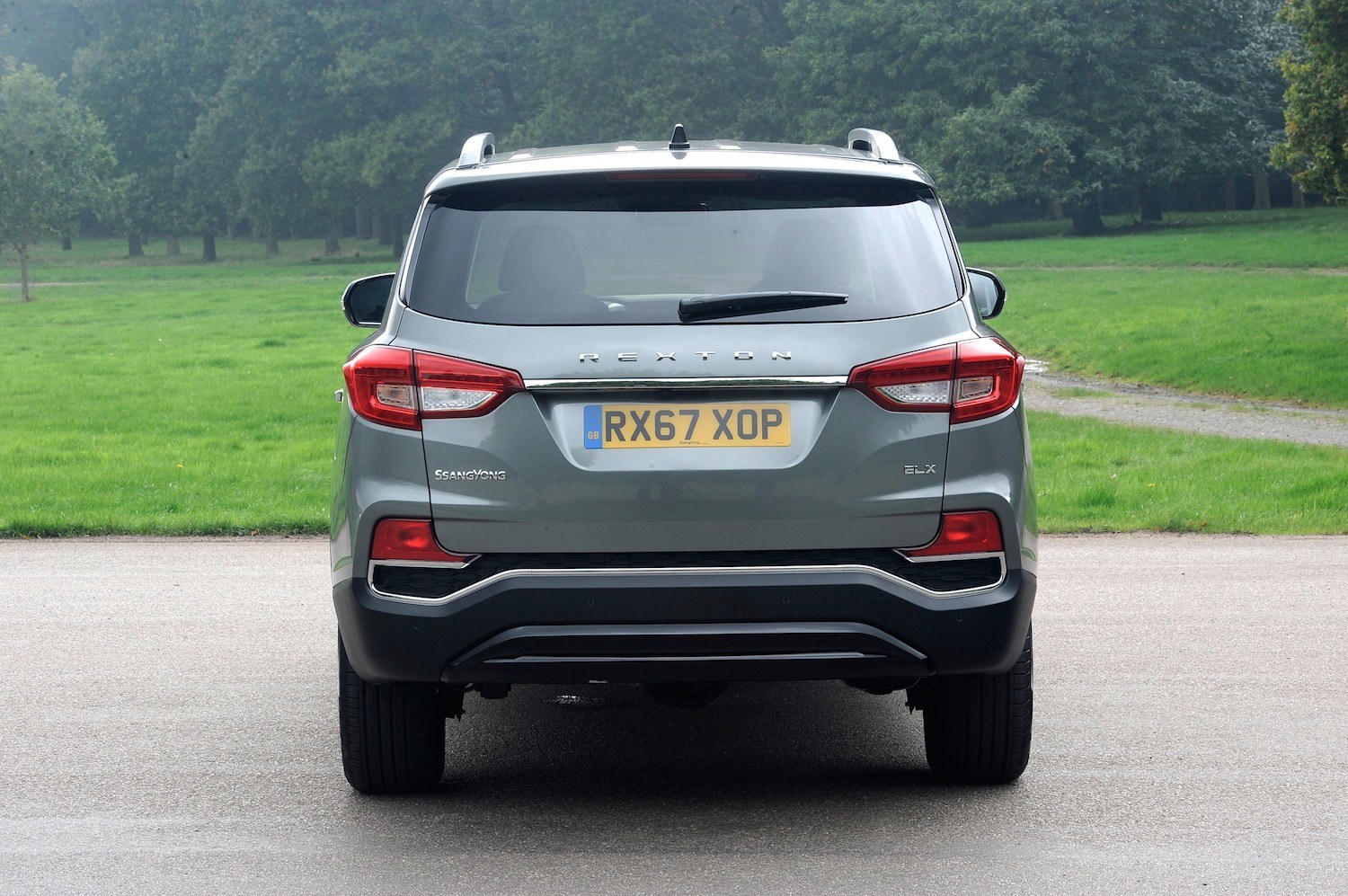 Tom Scanlan reviews the All-New SsangYong Rexton Ultimate 4×4 for Drive 7