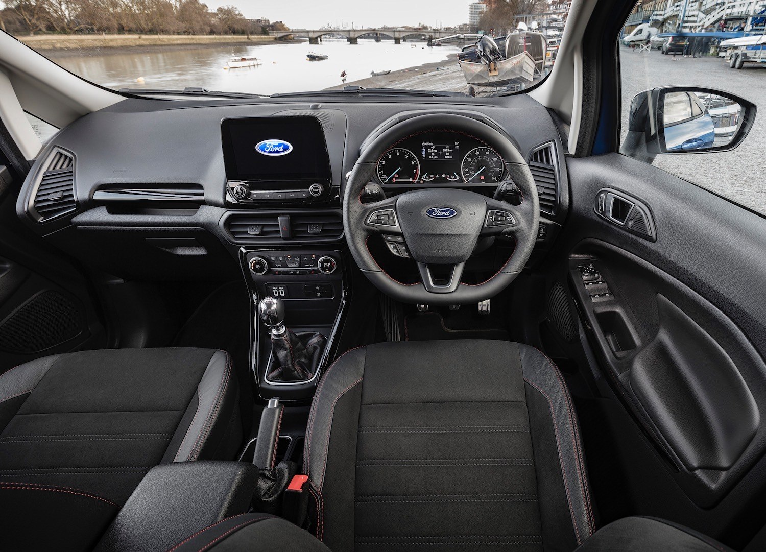 Tom Scanlan reviews the New Ford Ecosport for Drive 3