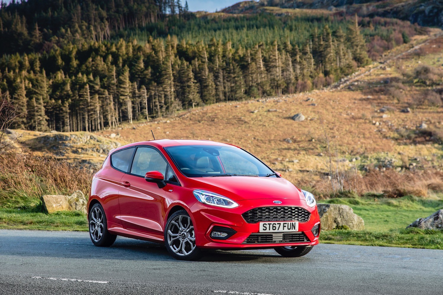 Neil Lyndon drives the All-New Ford Fiesta ST-Line 21