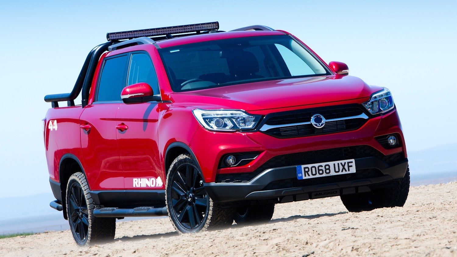 drive-Tim Barnes-Clay Carwrite-ups reviews the New SsangYong Musso Pick-Up 2018 3