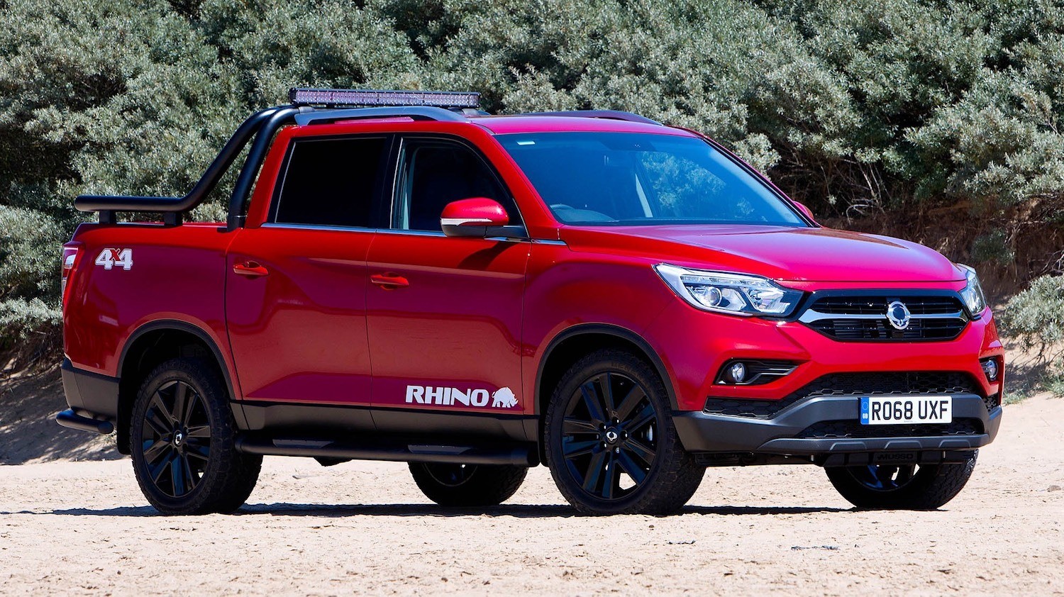 drive-Tim Barnes-Clay Carwrite-ups reviews the New SsangYong Musso Pick-Up 2018 7