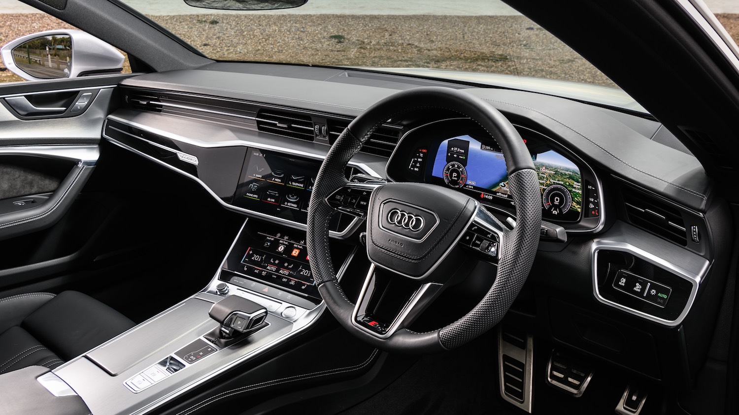 Neil Lyndon motoring correspondent reviews the latest Audi A7 for Drive 8