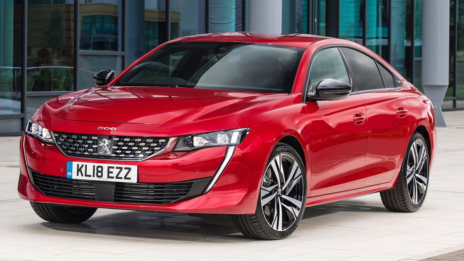 Jonathan Smith first UK drive in the New Peugeot 508 Fastback 3