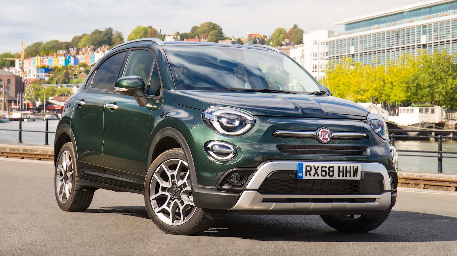 Drive.co.uk Reviewed the 2019 New Fiat 500X new look