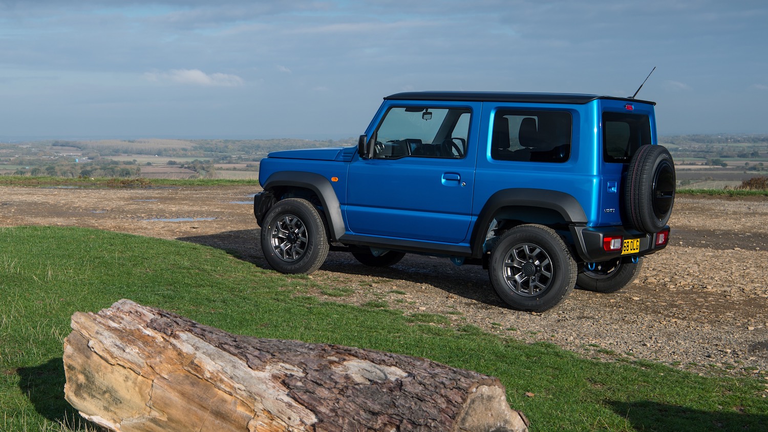 Tom Scanlan takes the All-New Jimny on and off-road 3