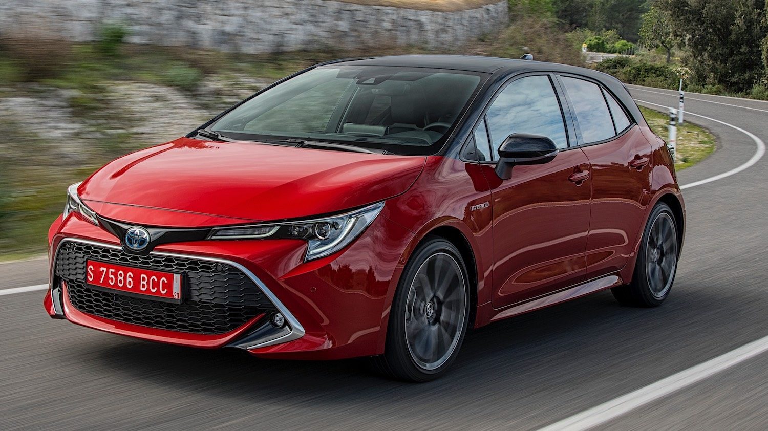 Drive Co Uk Reviewed Toyota Corolla It S Back Bolder