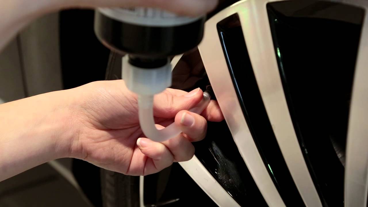 How to use a tyre mobility kit Drive.co.uk